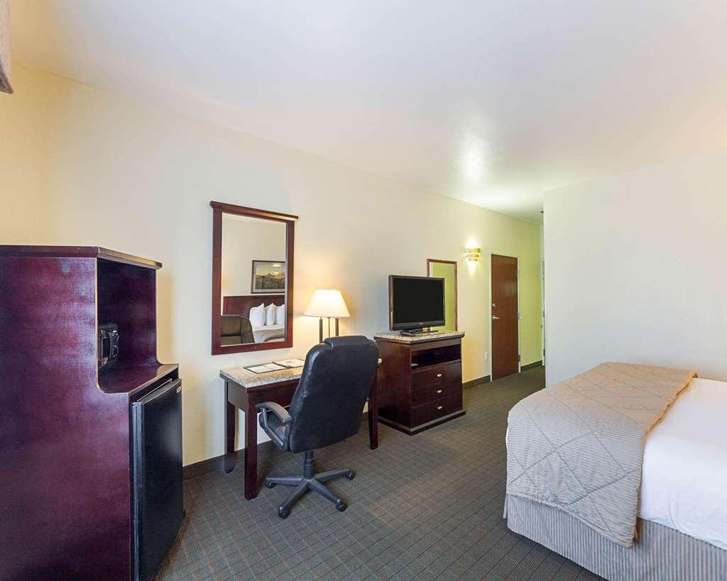 Comfort Inn & Suites קרוויל חדר תמונה